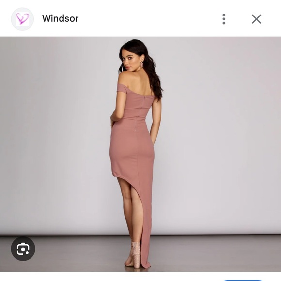 Woman’s mauve off the shoulder dress from Windsor size medium - Picture 2 of 2